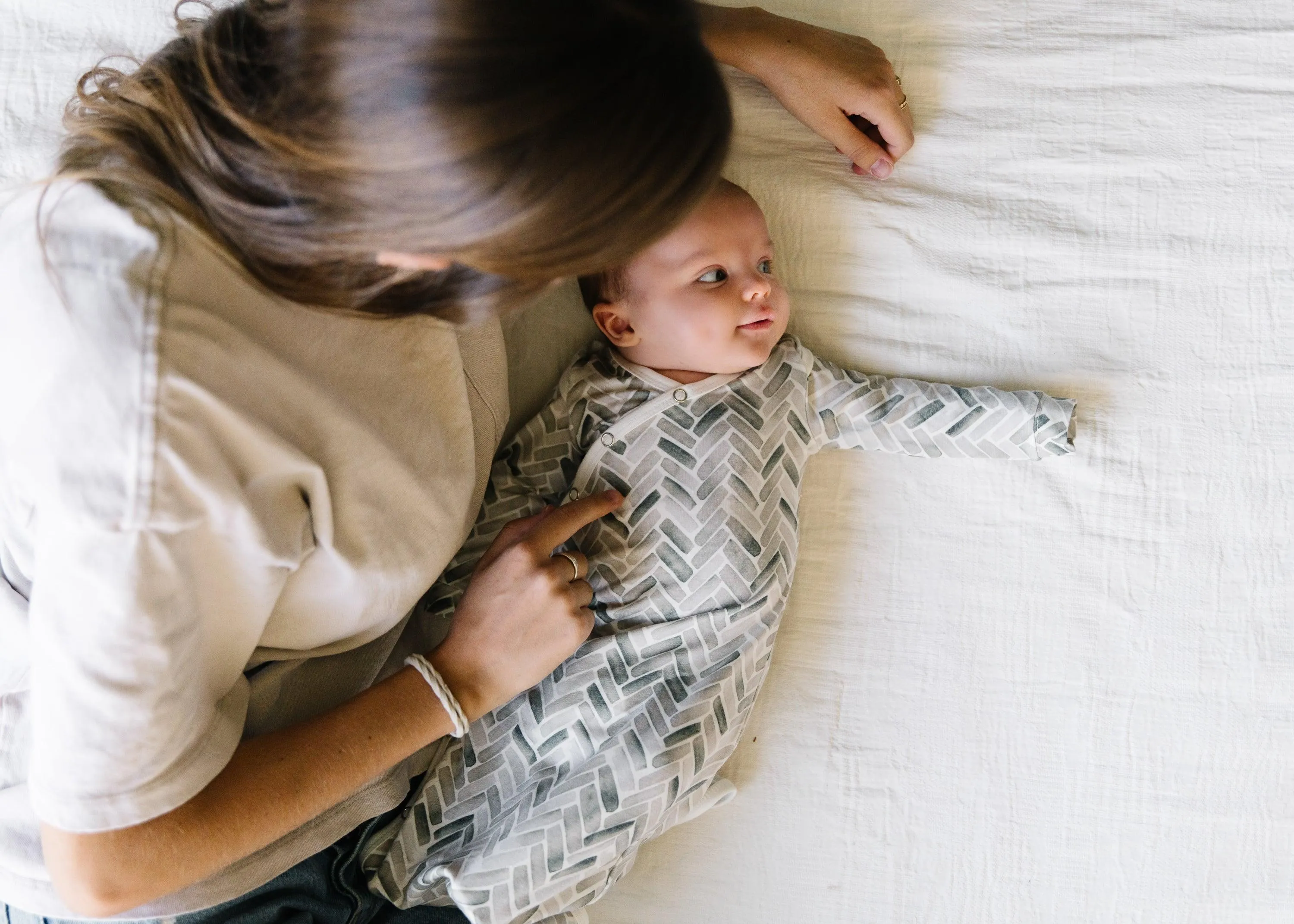 Alta Newborn Knotted Gown
