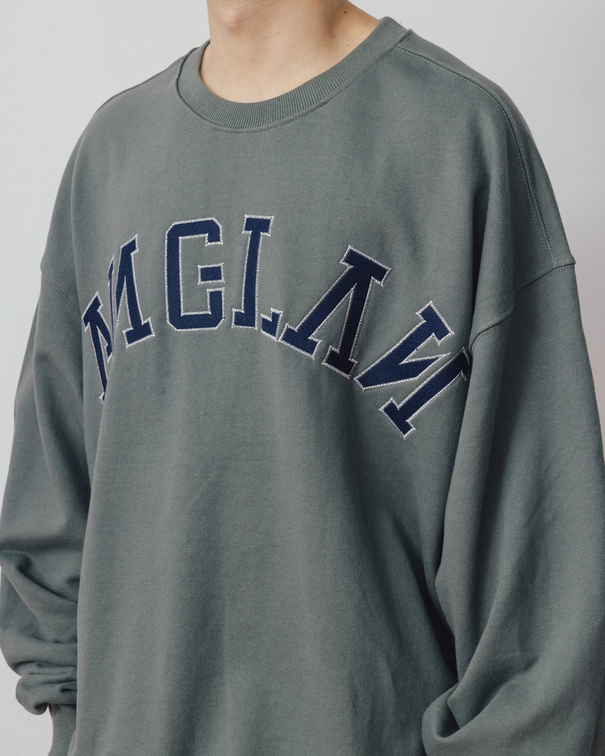 APPLIQUE BIG LOGO SWEAT SHIRT - OLIVE GREEN