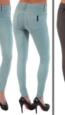 Black Orchid Denim Mid Rise Jegging in Escapade