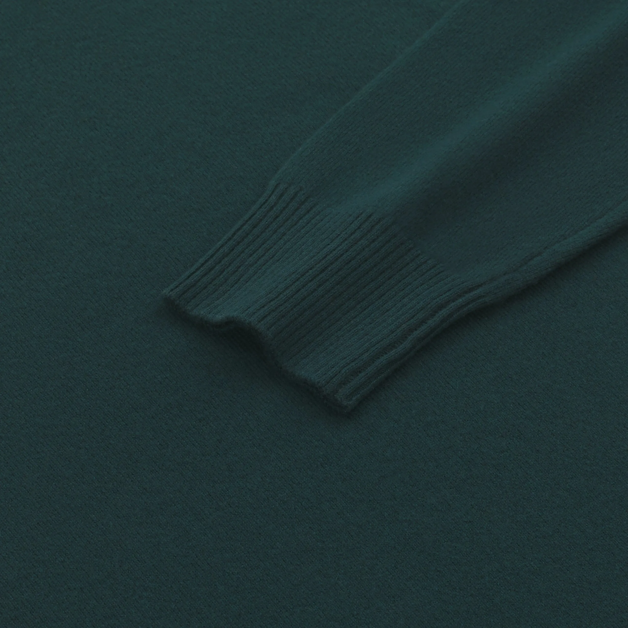 Cashmere Crew-Neck Pullover in Myrtle green