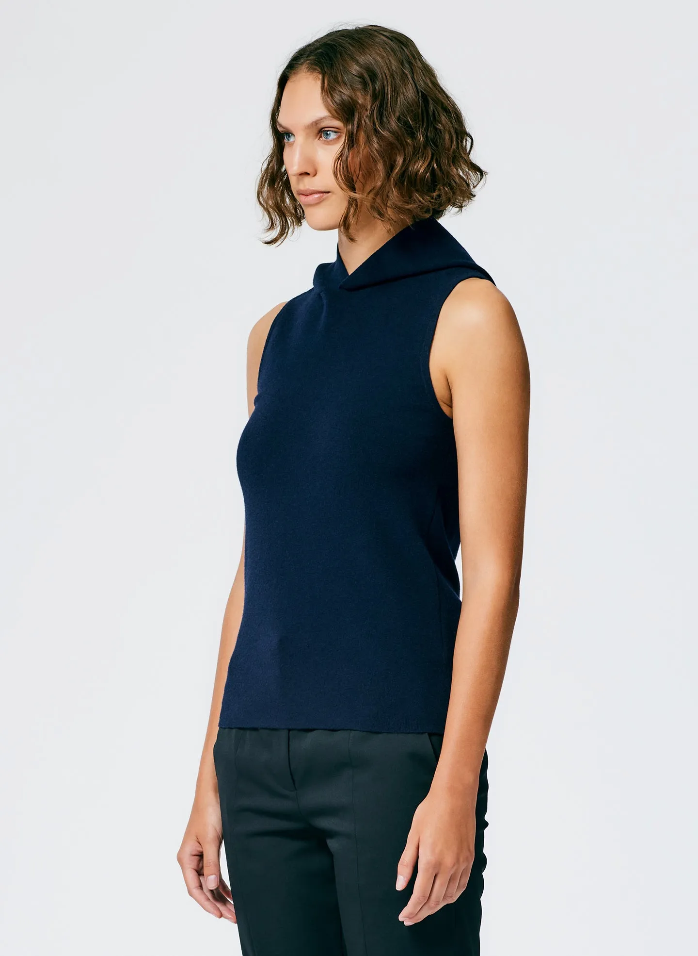 Compact Stretch Cashmere Sleeveless Hoodie