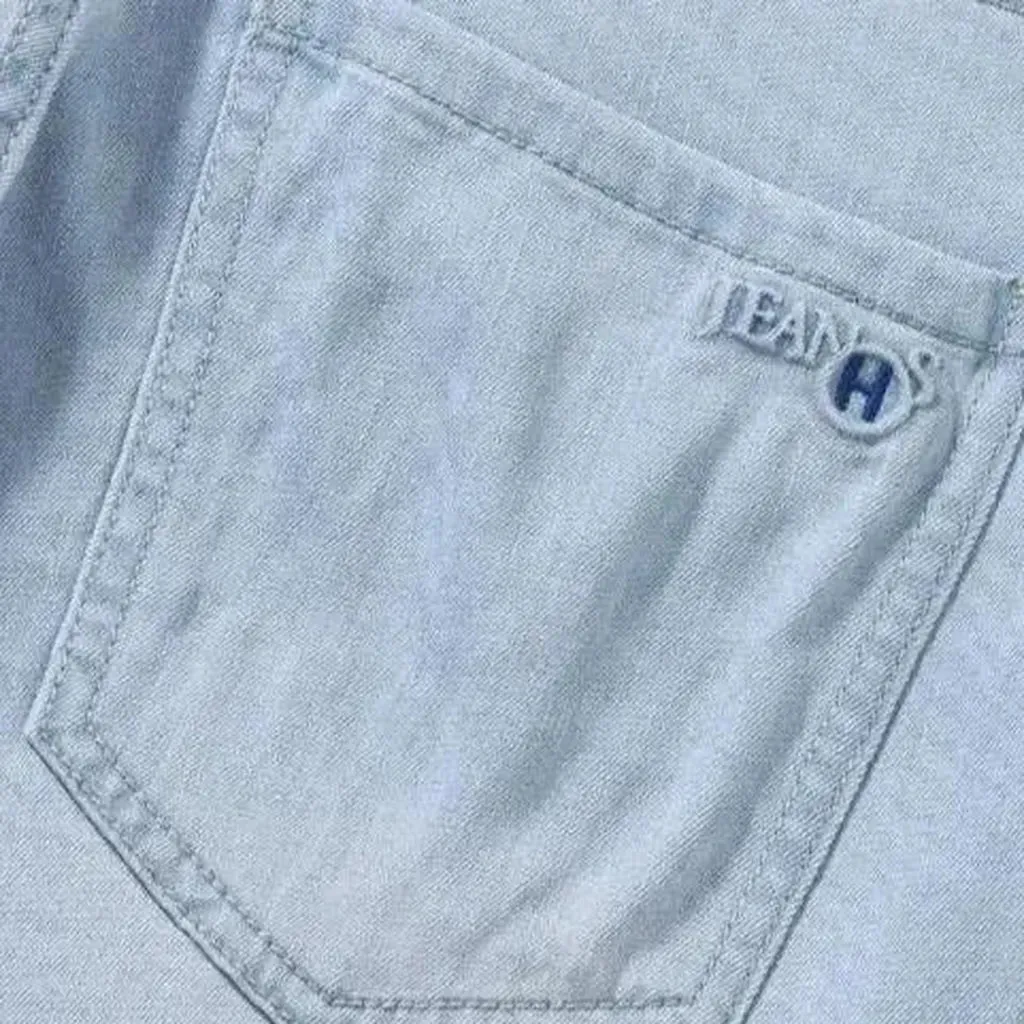 Light-wash men's lyocell jeans