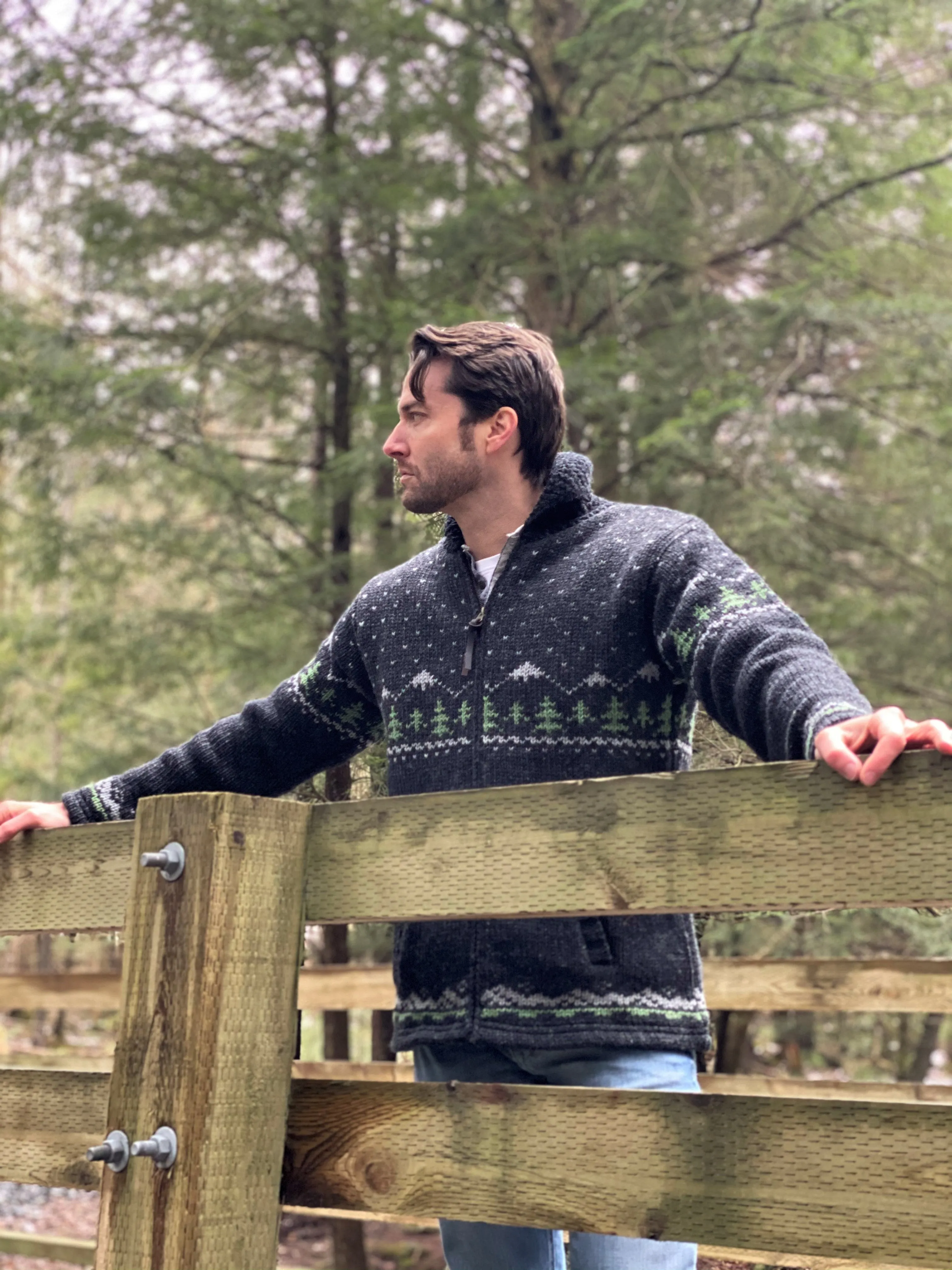 Lost Horizons - APPALACHIAN SWEATER BLACK NATURAL