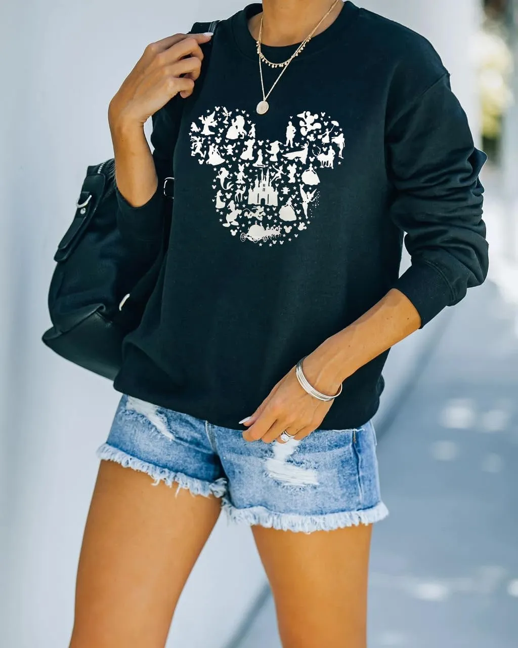 Magic Kingdom Castle Sweatshirts For Women Castle Fairy Graphic Sweatshirt Family Holiday Vacation Casual Pullover