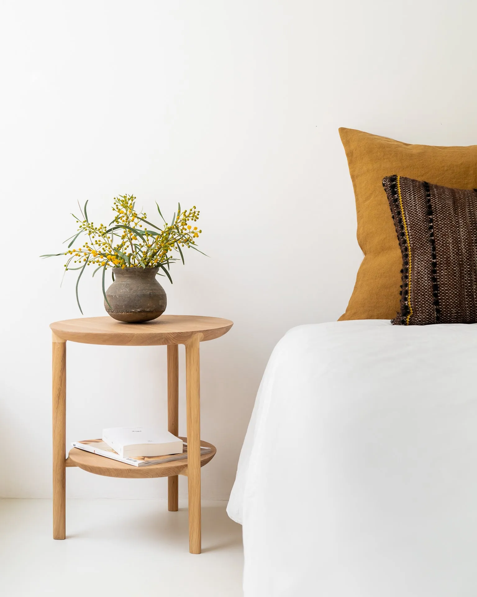 Oak Bok Side Table