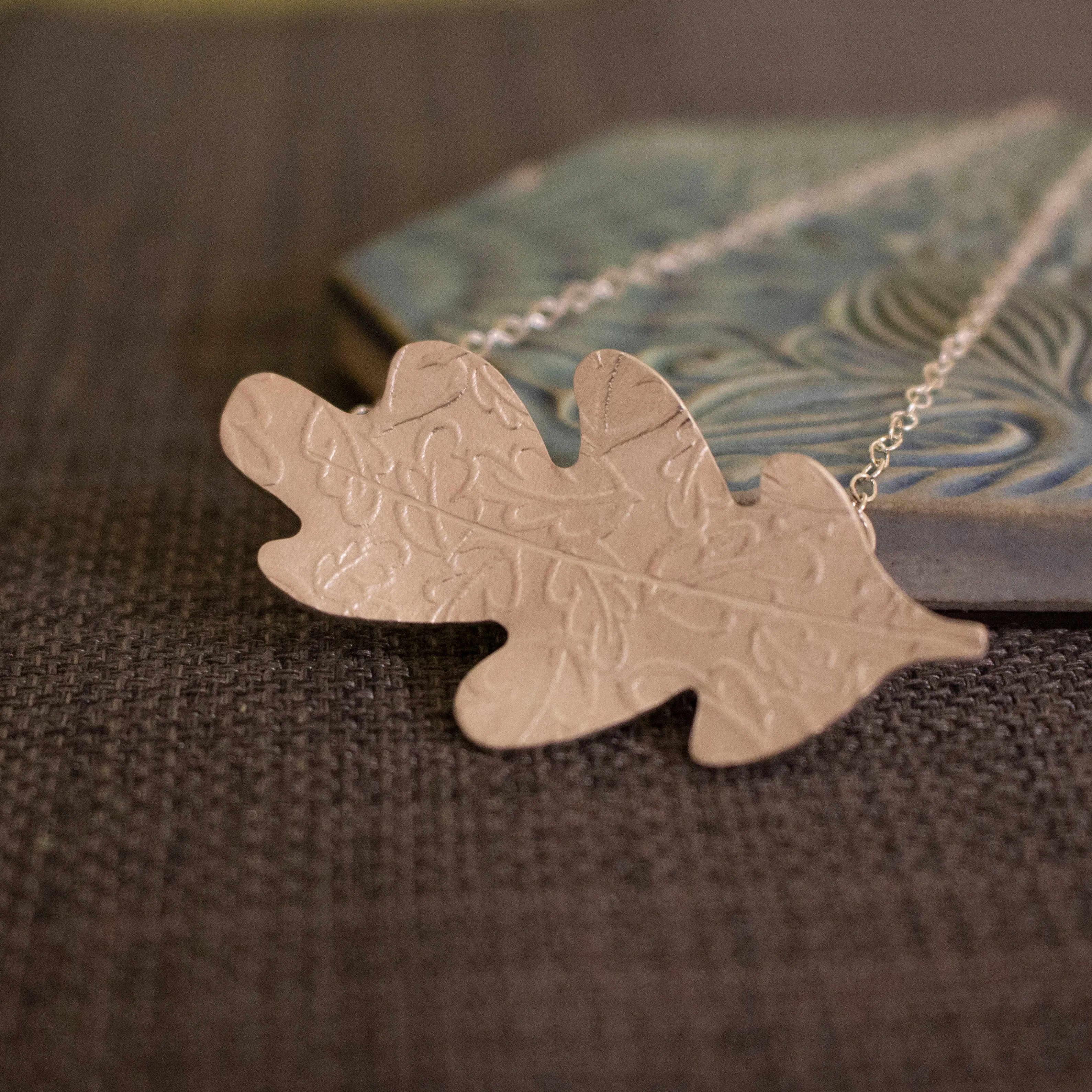 Oak Necklace