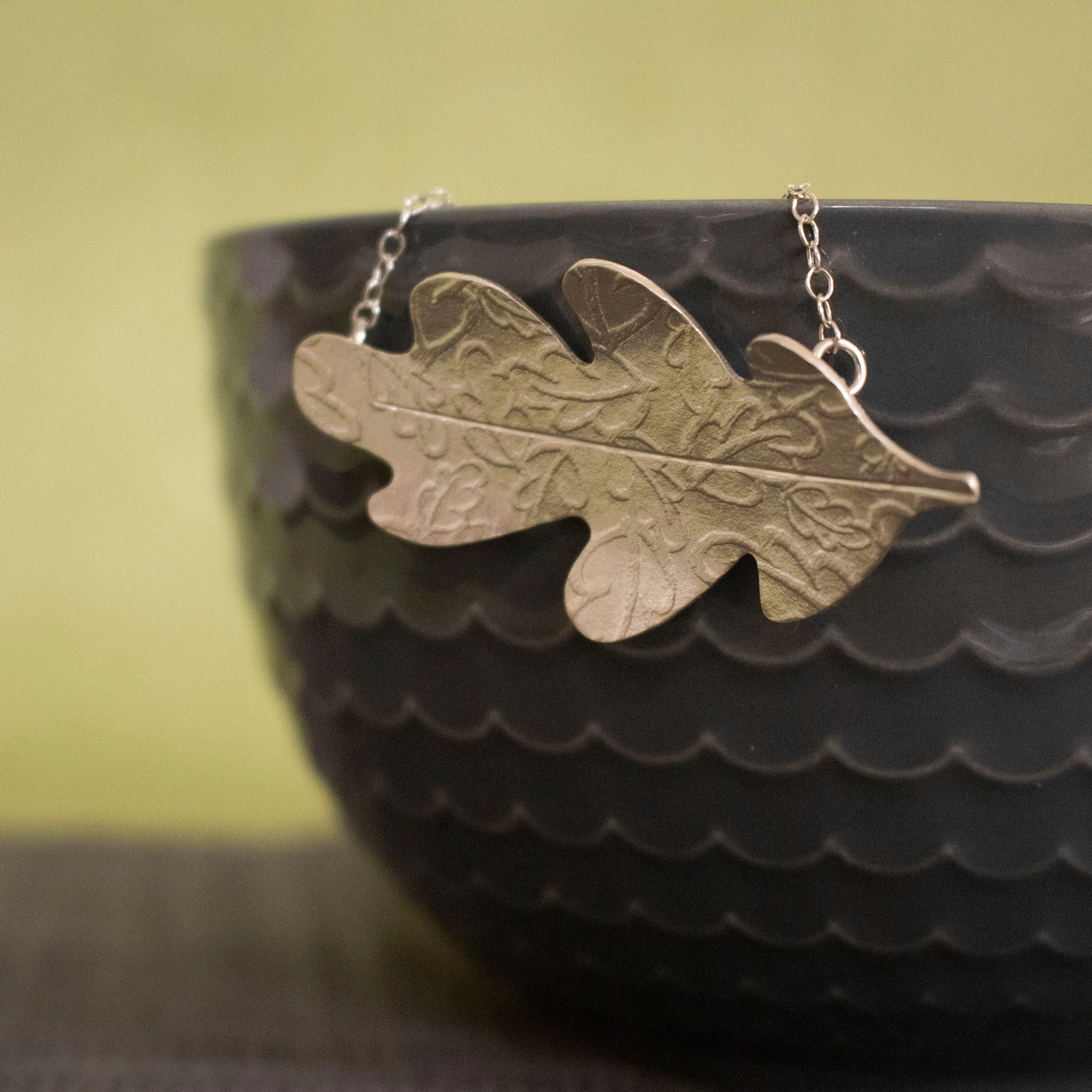 Oak Necklace