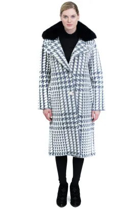 Single Breasted Coat with Houndstooth Pattern